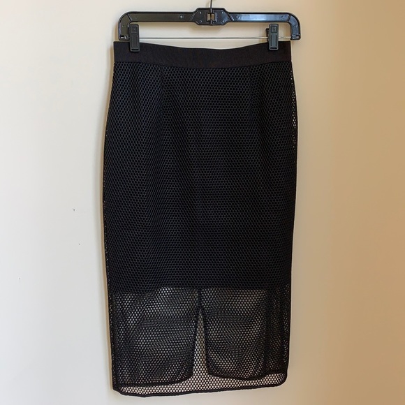 NWOT black Gili mesh overlay pencil skirt - Picture 4 of 12